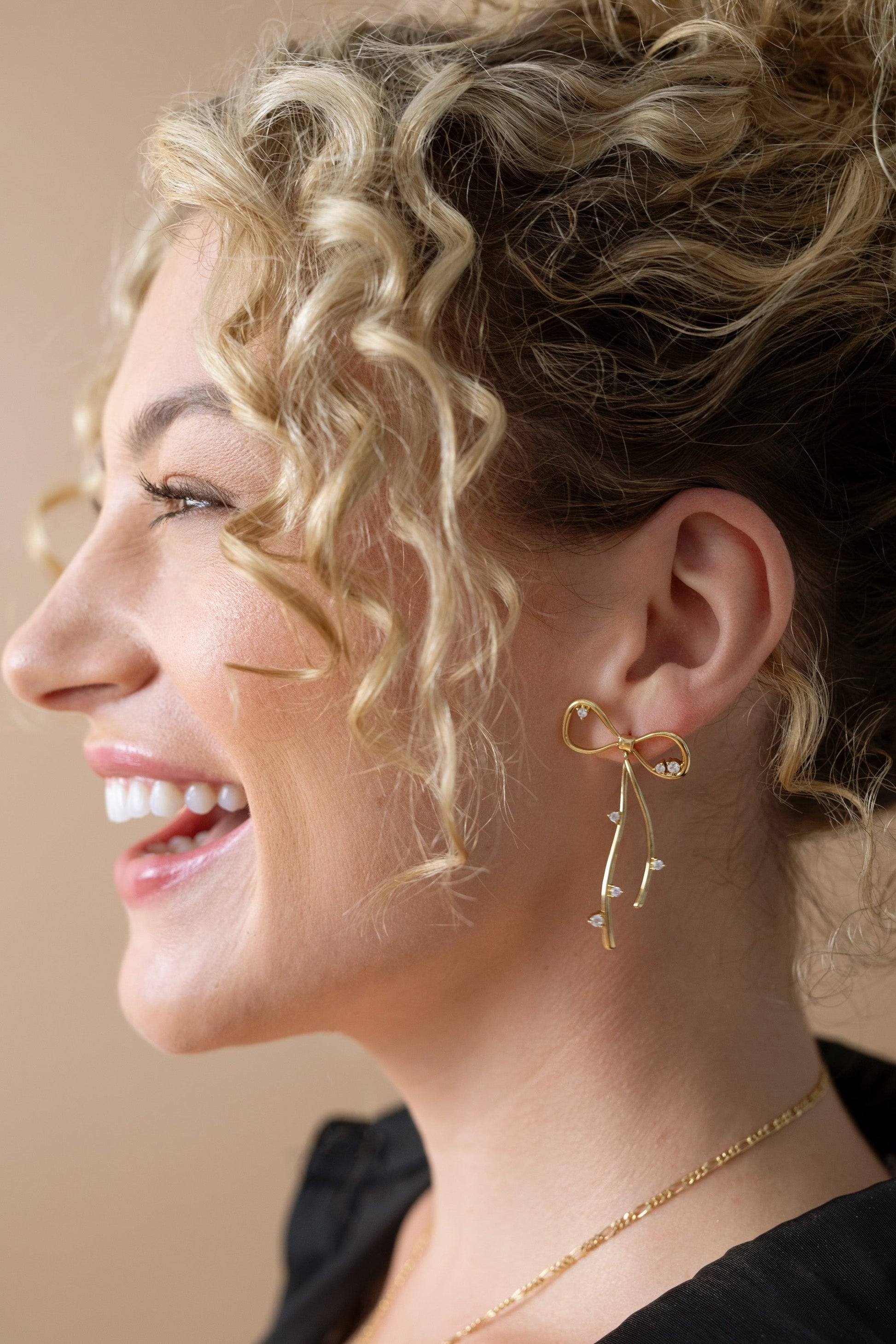 Coquette Bow Earrings Shiny Gold