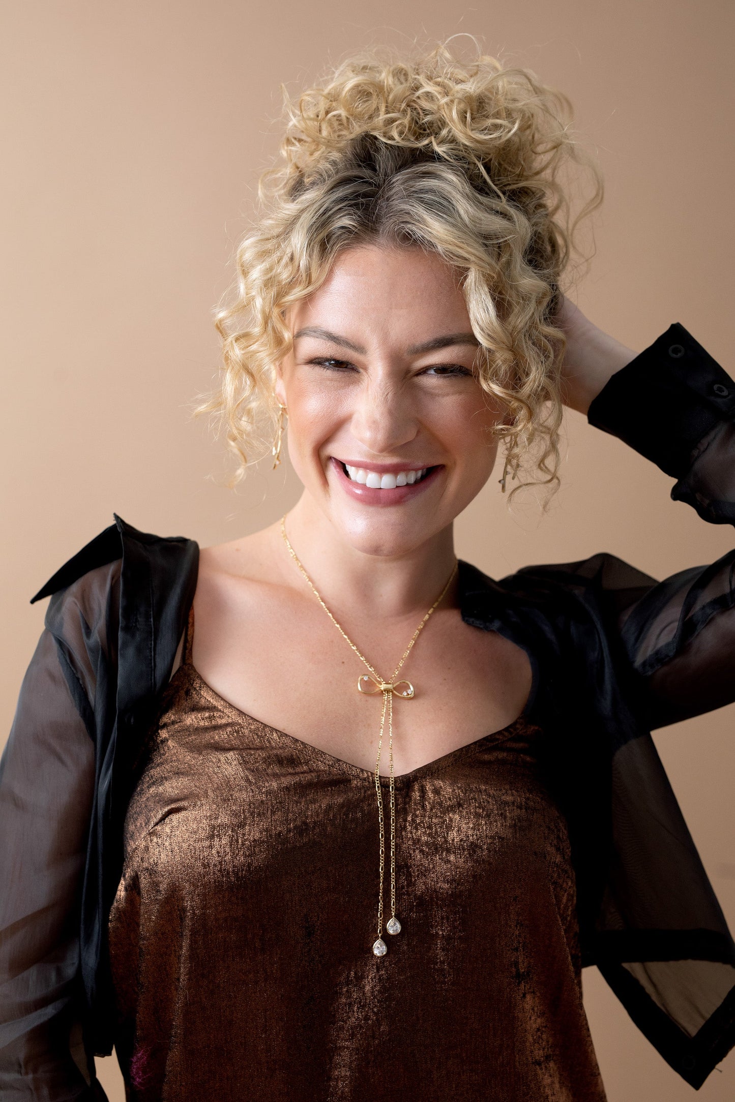 Coquette Bow Necklace Shiny Gold