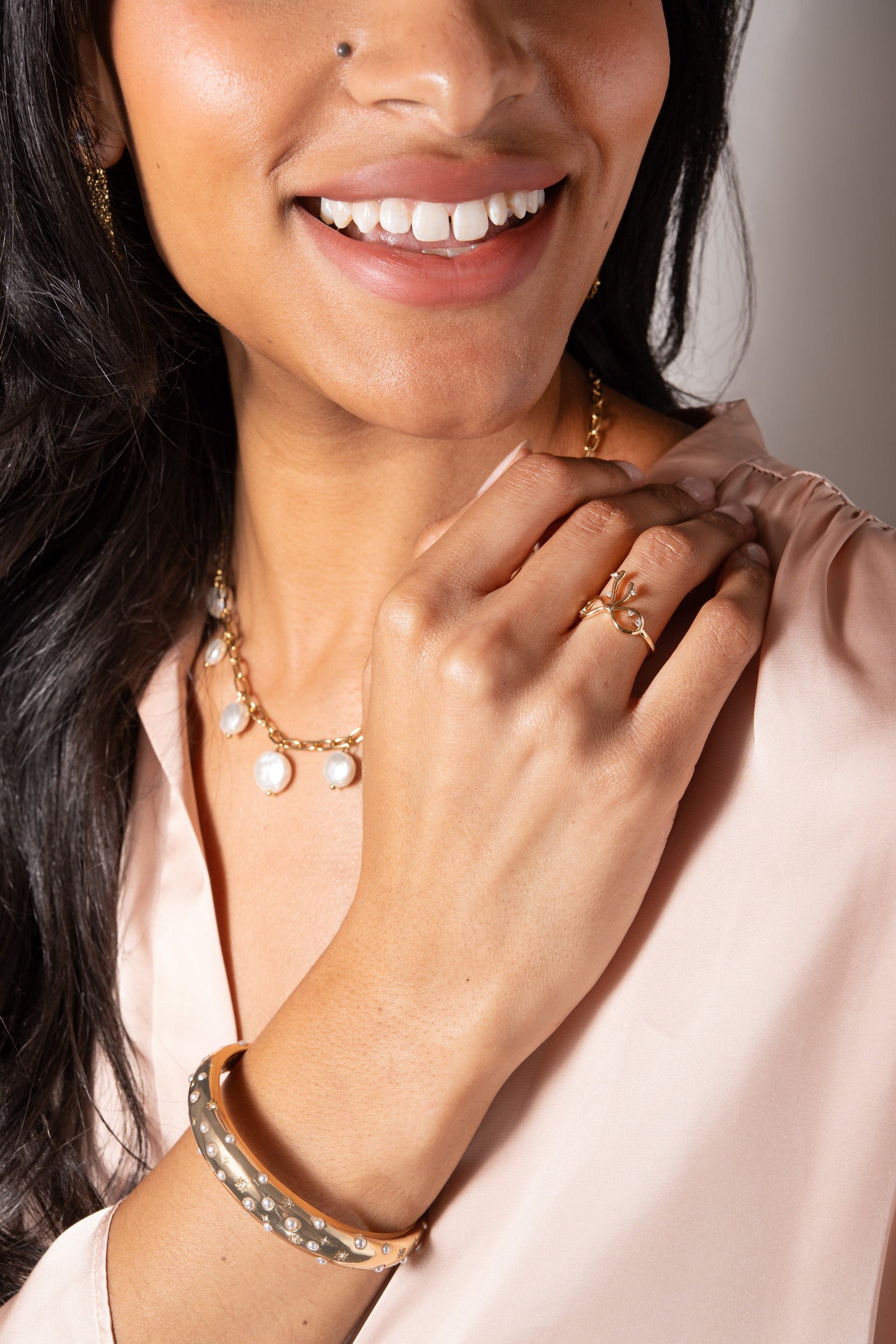 Coin Pearl Necklace Stainless Steel Gold