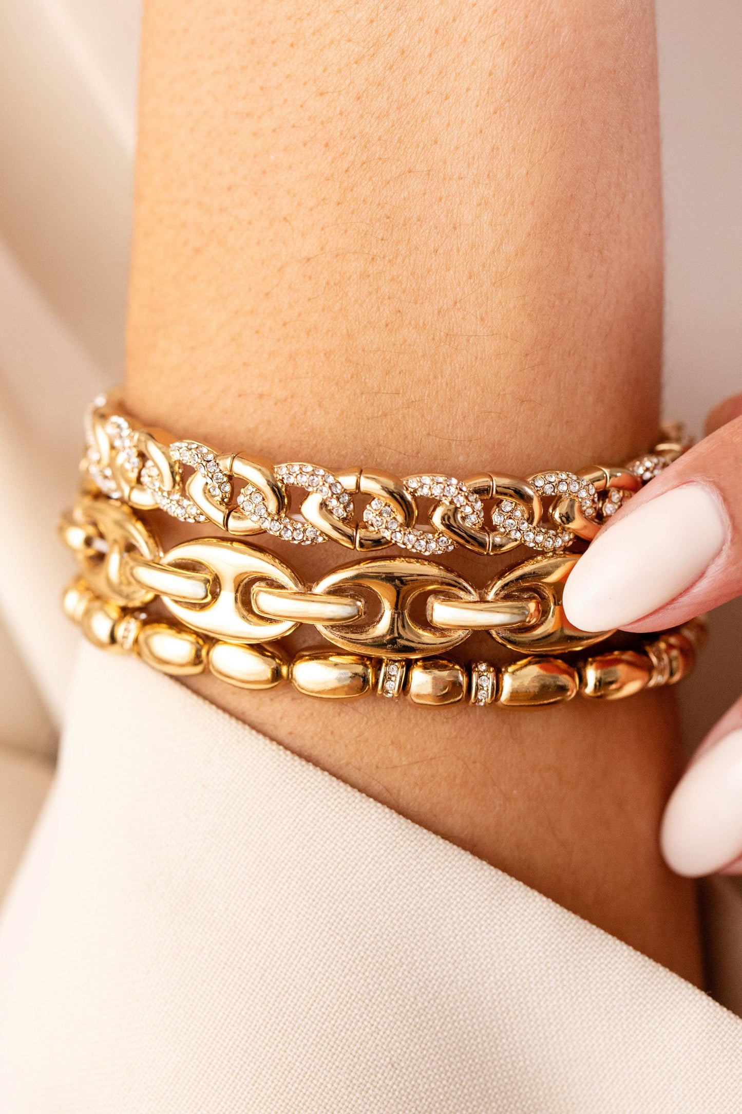 Pave Curb Chain Stretch Bracelet Gold