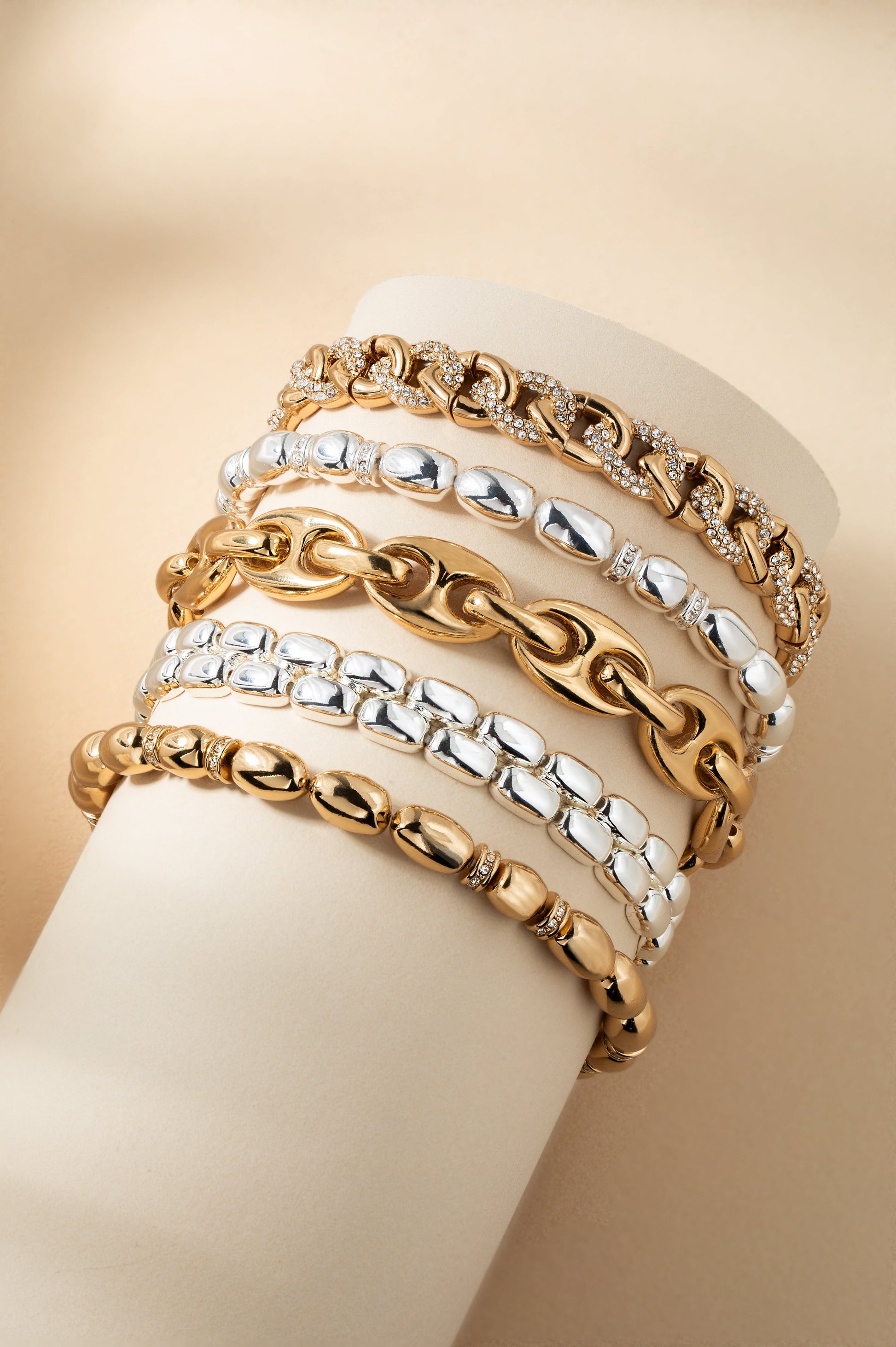 Pave Curb Chain Stretch Bracelet Gold