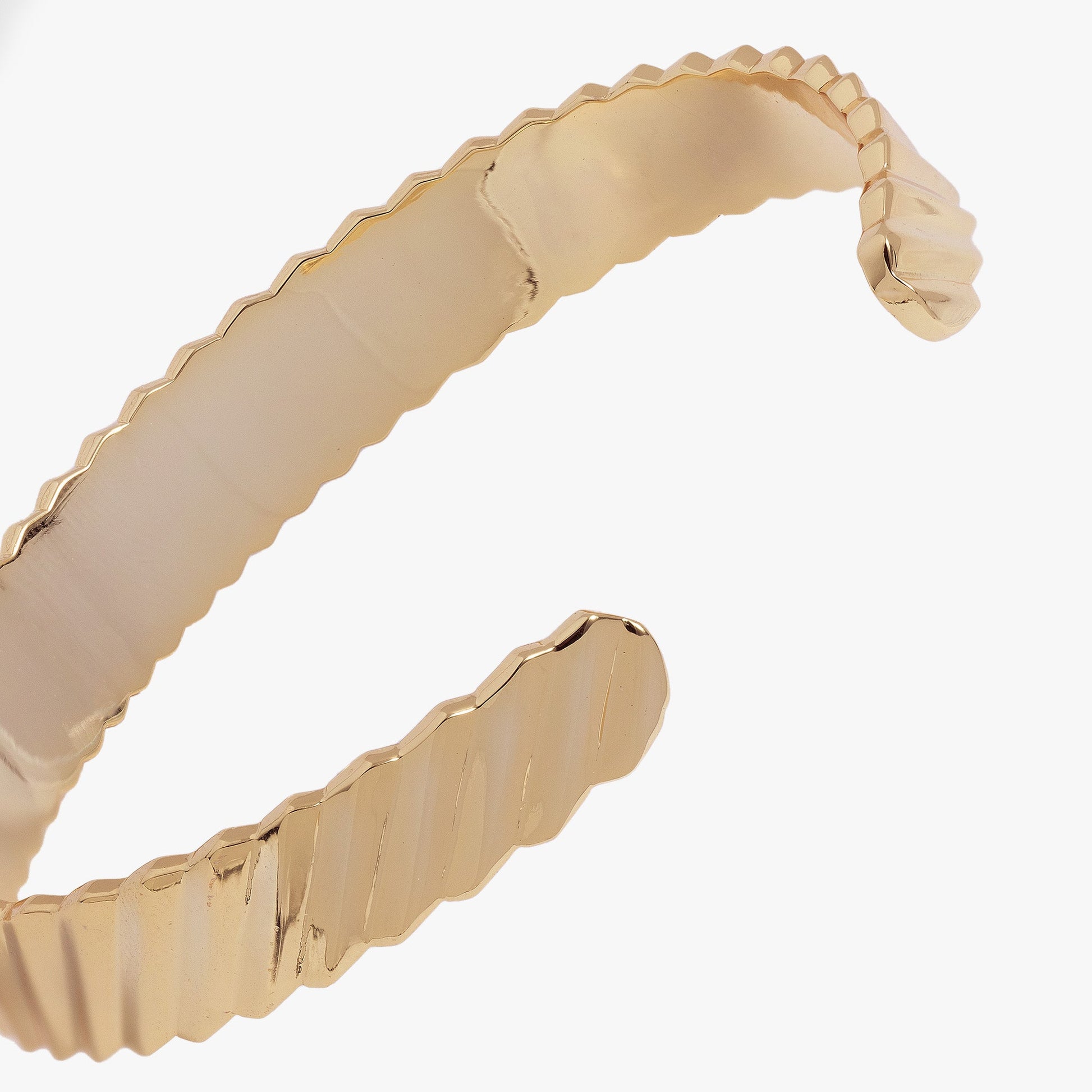 Palm Textured Cuff Gold