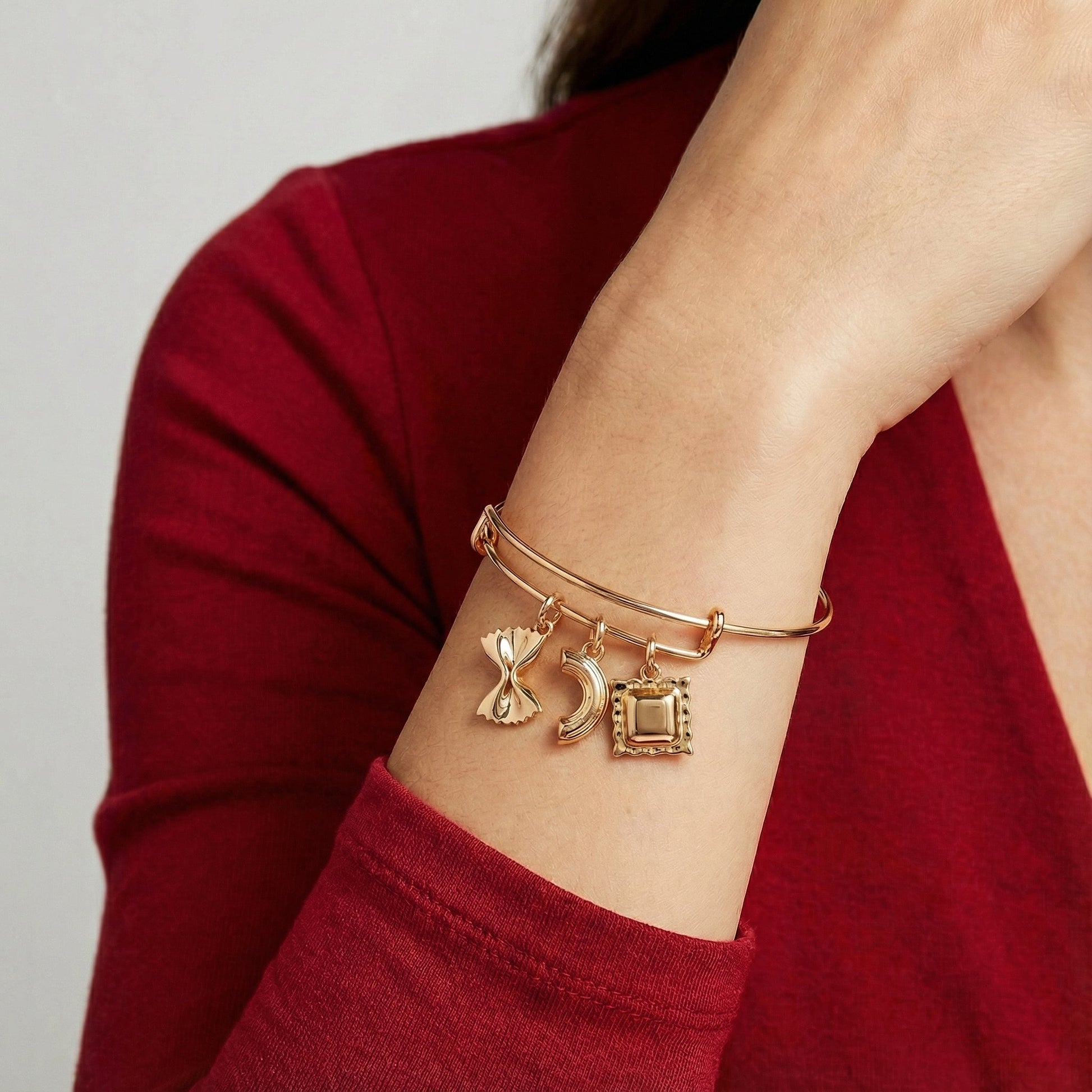 Pasta Multi Charm Bangle Gold